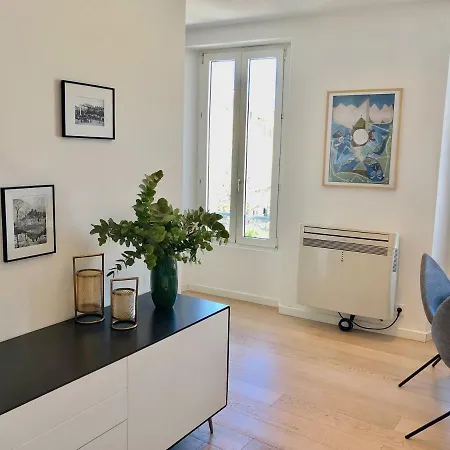 Bright & Modern In The Heart Of *