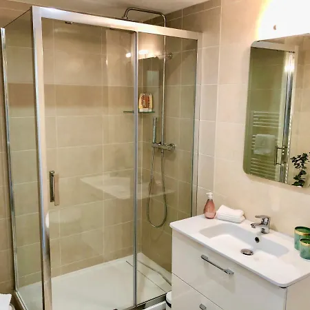 Bright & Modern In The Heart Of *