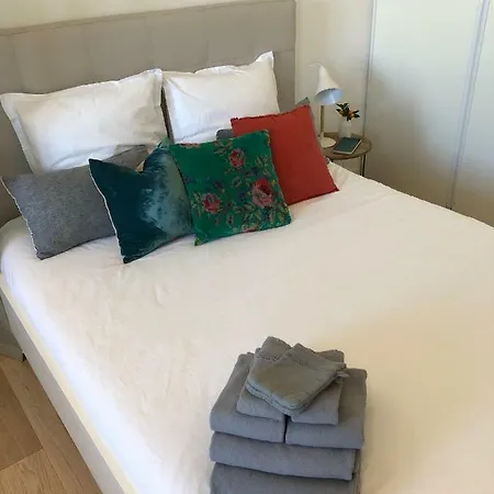 Bright & Modern In The Heart Of Antibes