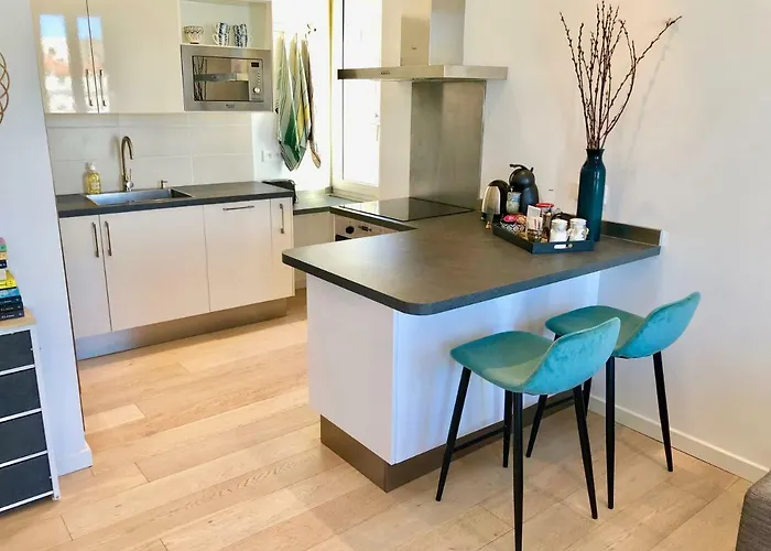 Bright & Modern In The Heart Of Διαμέρισμα *